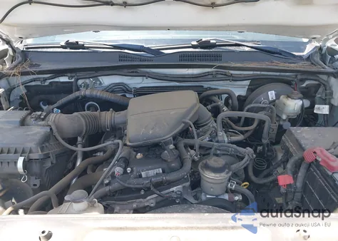 2018 Toyota Tacoma Sr z USA, uszkodzony, nr VIN 5TFRX5GN3JX113595